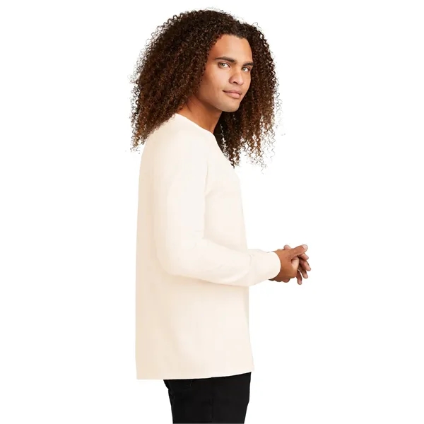District Featherweight French Terry Long Sleeve Crewneck - District Featherweight French Terry Long Sleeve Crewneck - Image 11 of 29