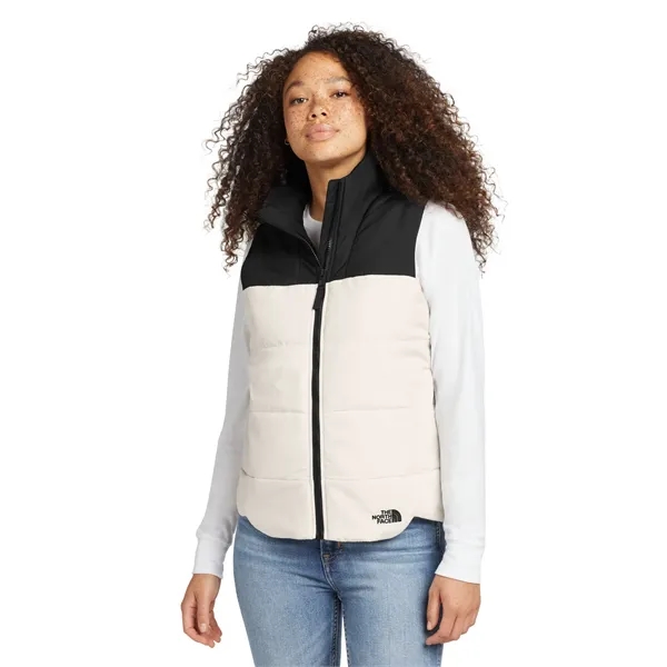 The North Face Women's Everyday Insulated Vest. - The North Face Women's Everyday Insulated Vest. - Image 5 of 8
