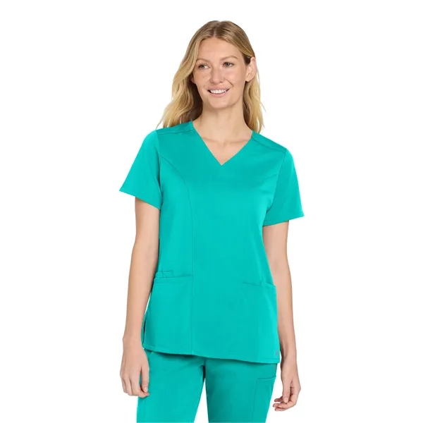 Wink Women's Premiere Flex V-Neck Top - Wink Women's Premiere Flex V-Neck Top - Image 19 of 32