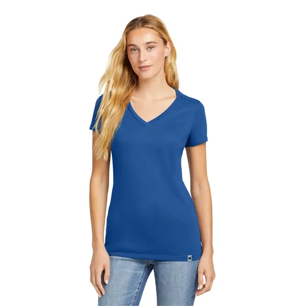 New Era Women's Heritage Blend V-Neck Tee. - New Era Women's Heritage Blend V-Neck Tee. - Image 6 of 23