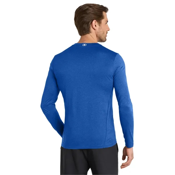 OGIO Long Sleeve Pulse Crew. - OGIO Long Sleeve Pulse Crew. - Image 6 of 14