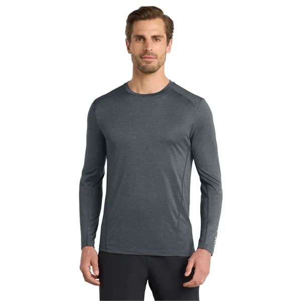 OGIO Long Sleeve Pulse Crew. - OGIO Long Sleeve Pulse Crew. - Image 10 of 14