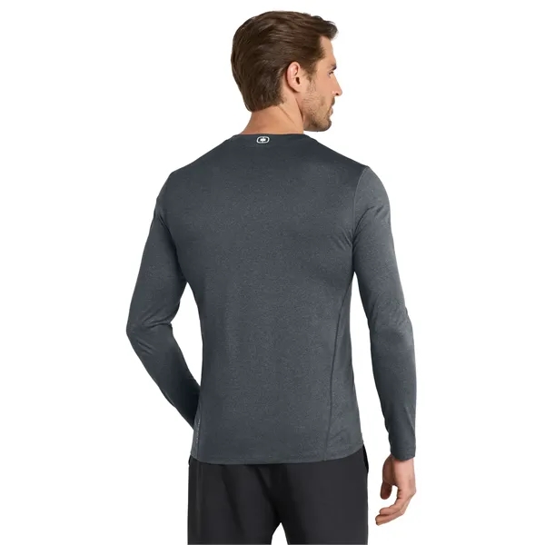 OGIO Long Sleeve Pulse Crew. - OGIO Long Sleeve Pulse Crew. - Image 11 of 14