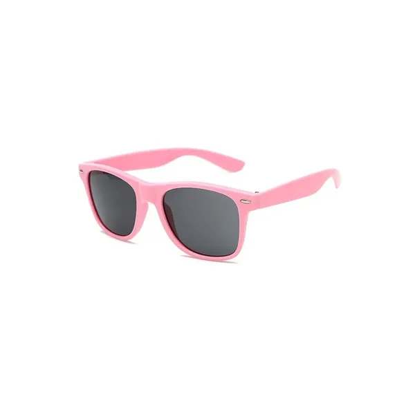 Fashionable Blackout Sunglasses - Fashionable Blackout Sunglasses - Image 6 of 7