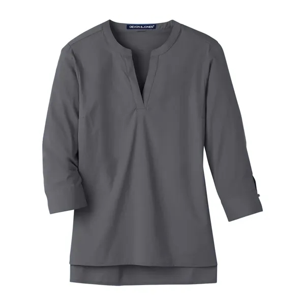 Devon & Jones Women's CrownLux Performance™ Stretch Tunic - Devon & Jones Women's CrownLux Performance™ Stretch Tunic - Image 1 of 2