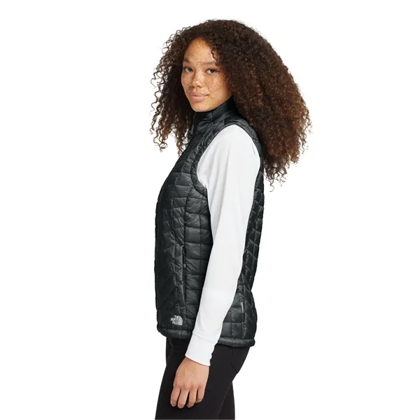 The North Face Women's ThermoBall Trekker Vest. - The North Face Women's ThermoBall Trekker Vest. - Image 2 of 9
