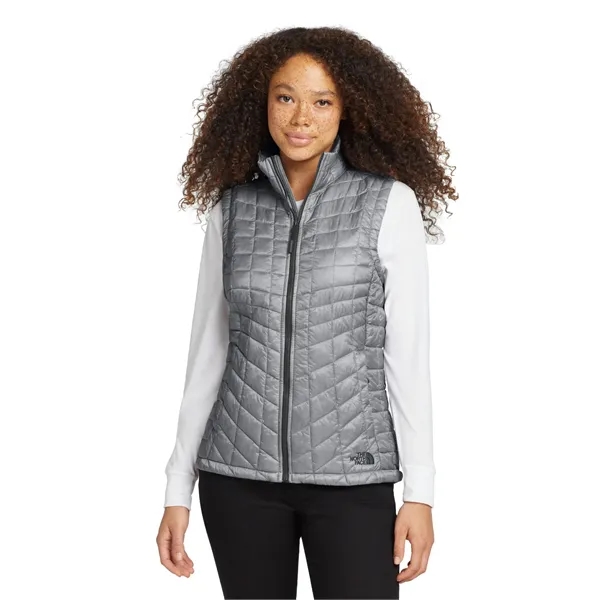 The North Face Women's ThermoBall Trekker Vest. - The North Face Women's ThermoBall Trekker Vest. - Image 5 of 9
