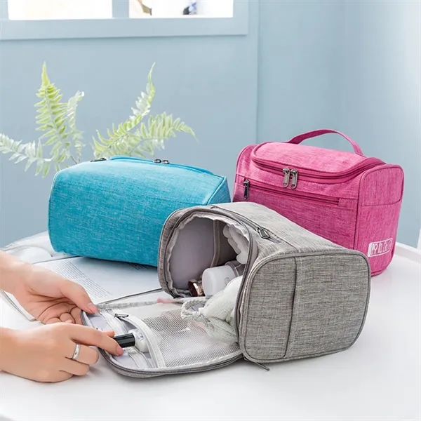 Large Capacity Toiletry Bag For Business Trips And Travels - Large Capacity Toiletry Bag For Business Trips And Travels - Image 2 of 8