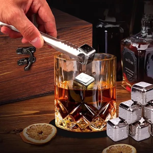 Luxury Whiskey Glass Gift Set with Stones and Wood Box - Luxury Whiskey Glass Gift Set with Stones and Wood Box - Image 3 of 5