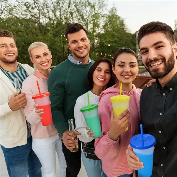 Color Changing Reusable Plastic Cups with Lids & Straws - Color Changing Reusable Plastic Cups with Lids & Straws - Image 3 of 4