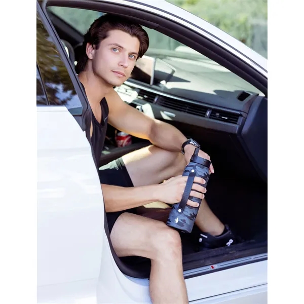 32oz Insulated Water Bottle with Sport Lid - 32oz Insulated Water Bottle with Sport Lid - Image 17 of 18