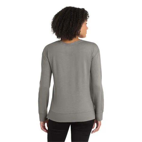 OGIO Women's Luuma Flex Long Sleeve V-Neck - OGIO Women's Luuma Flex Long Sleeve V-Neck - Image 11 of 14