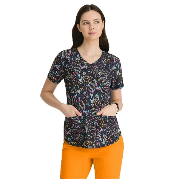 Skechers - Women's Three-Pocket V-Neck Reliance Print Scr... - Skechers - Women's Three-Pocket V-Neck Reliance Print Scr... - Image 0 of 11
