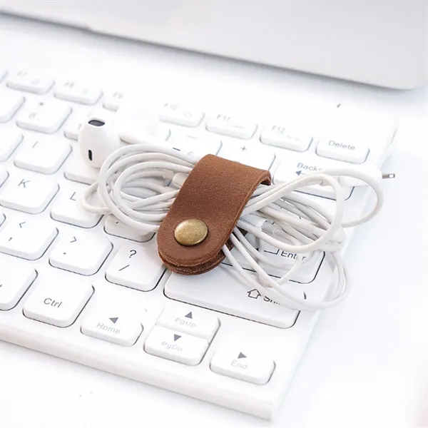 Handmade Practical Buckle Storage Genuine Leather Hub - Handmade Practical Buckle Storage Genuine Leather Hub - Image 2 of 8