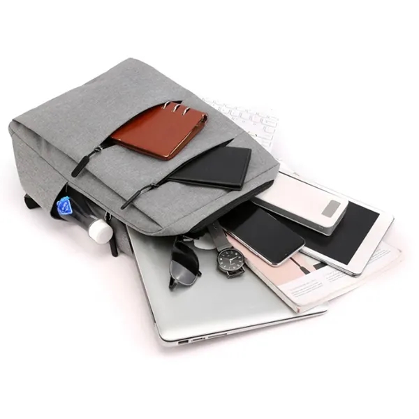 15.6 Inch Durable Backpack Laptop Bag w/ USB Charging Port - 15.6 Inch Durable Backpack Laptop Bag w/ USB Charging Port - Image 5 of 7