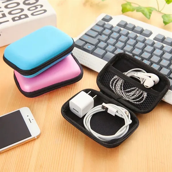 Silicone earphone bag - Silicone earphone bag - Image 2 of 3