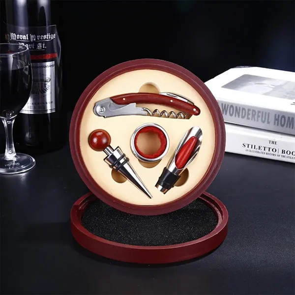 4-Piece Wine Tool Gift Set in Round Leather Case - 4-Piece Wine Tool Gift Set in Round Leather Case - Image 7 of 7