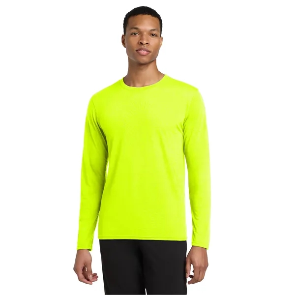 Gildan Performance Long Sleeve T-Shirt. - Gildan Performance Long Sleeve T-Shirt. - Image 31 of 33