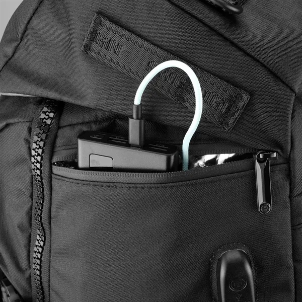 SwissDigital® BALERNA XL Ultimate Travel SDD Finder Backpack - SwissDigital® BALERNA XL Ultimate Travel SDD Finder Backpack - Image 7 of 15