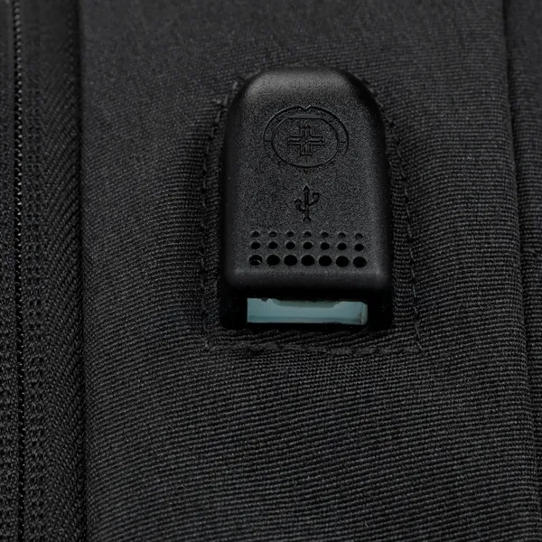 SwissDigital® ARBON RFID Travel Business Backpack - SwissDigital® ARBON RFID Travel Business Backpack - Image 15 of 16
