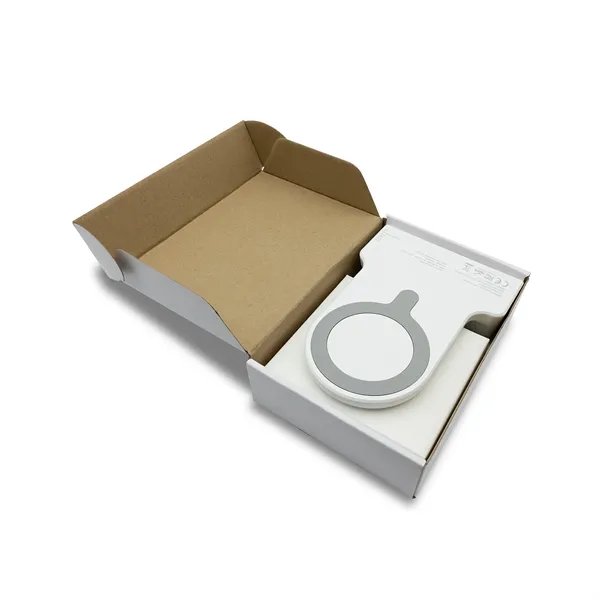 ShutterVolt 4,500 mAh MagSafe Power Bank - ShutterVolt 4,500 mAh MagSafe Power Bank - Image 10 of 10