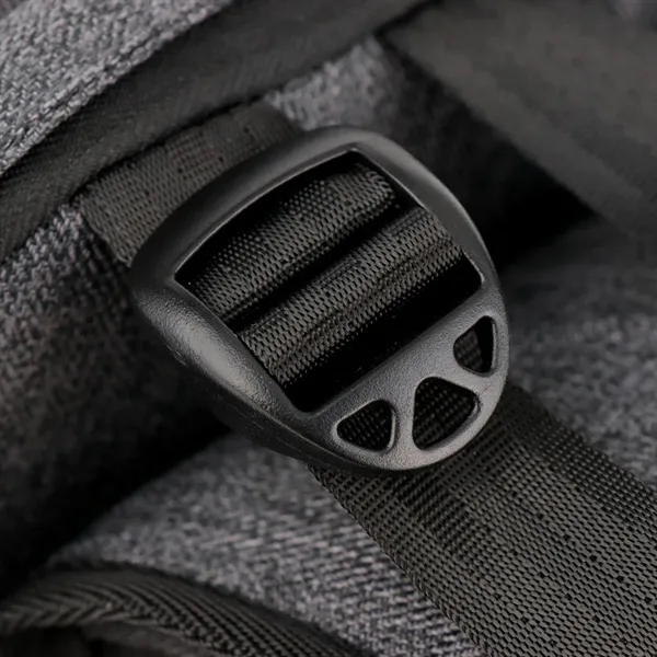 SwissDigital® RFID COSMO 3.0 Massage Travel Backpack - SwissDigital® RFID COSMO 3.0 Massage Travel Backpack - Image 8 of 22