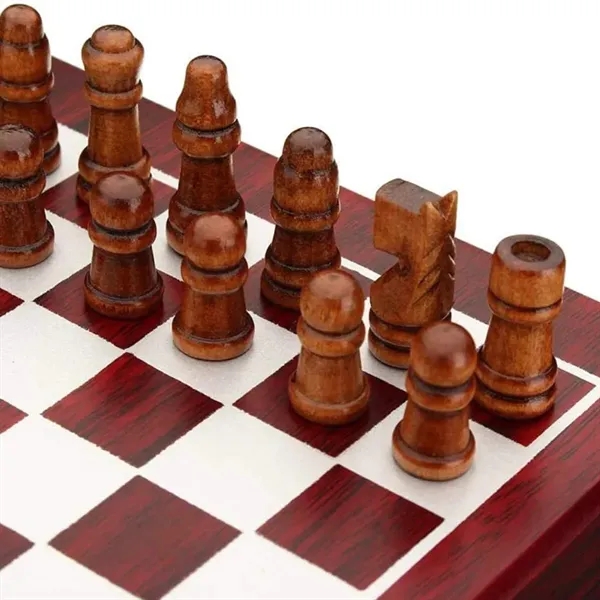Wooden Chess and Wine Tool Gift Set with Game Board Lid - Wooden Chess and Wine Tool Gift Set with Game Board Lid - Image 5 of 13