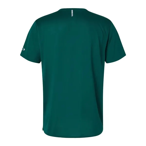 Oakley Men's Team Issue Hydrolix T-Shirt - Oakley Men's Team Issue Hydrolix T-Shirt - Image 10 of 18