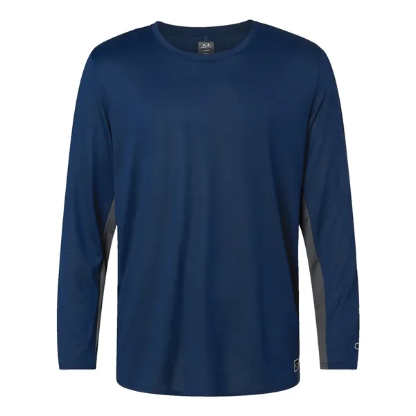 Oakley Men's Team Issue Hydrolix Long Sleeve T-Shirt - Oakley Men's Team Issue Hydrolix Long Sleeve T-Shirt - Image 13 of 18