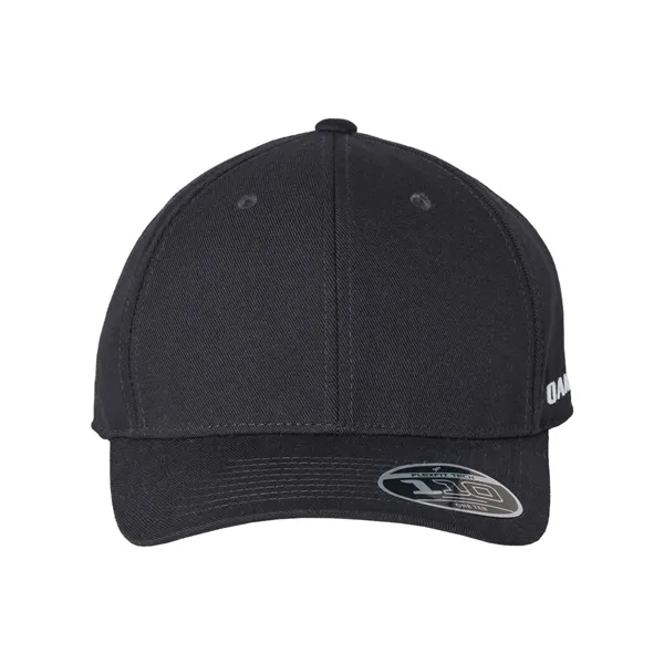 Custom Oakley Pro-Formance Cap