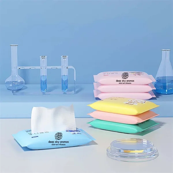 Single-use Wet Wipes - Single-use Wet Wipes - Image 1 of 3