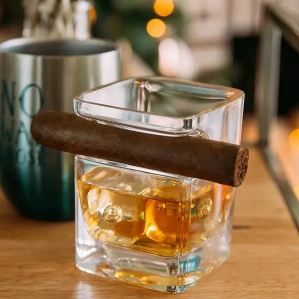 Square Retro Fashioned Whiskey Glass with Cigar Rest - Square Retro Fashioned Whiskey Glass with Cigar Rest - Image 4 of 4
