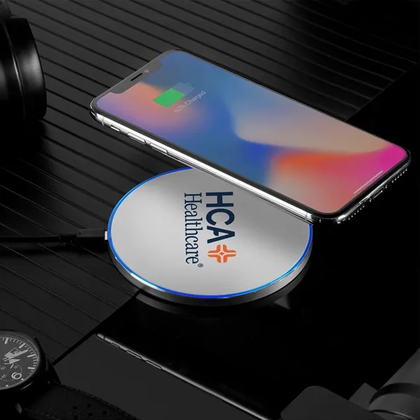 15W Thin and Quick Wireless Charging Pad - 15W Thin and Quick Wireless Charging Pad - Image 0 of 4