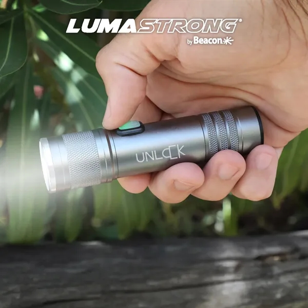 reNew Rechargeable COB Pocket Flashlight