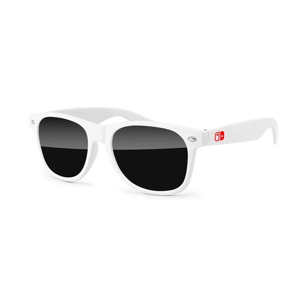 Retro Sunglasses - Retro Sunglasses - Image 3 of 4