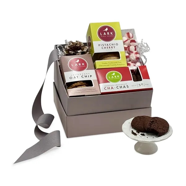 Lark Festive Indulgence Gift Box - Lark Festive Indulgence Gift Box - Image 2 of 9