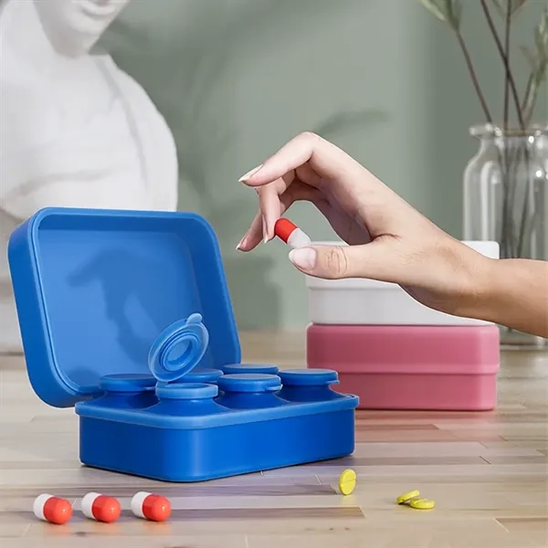 Silicone Pill Organizer Box With 6 Compartments - Silicone Pill Organizer Box With 6 Compartments - Image 5 of 5