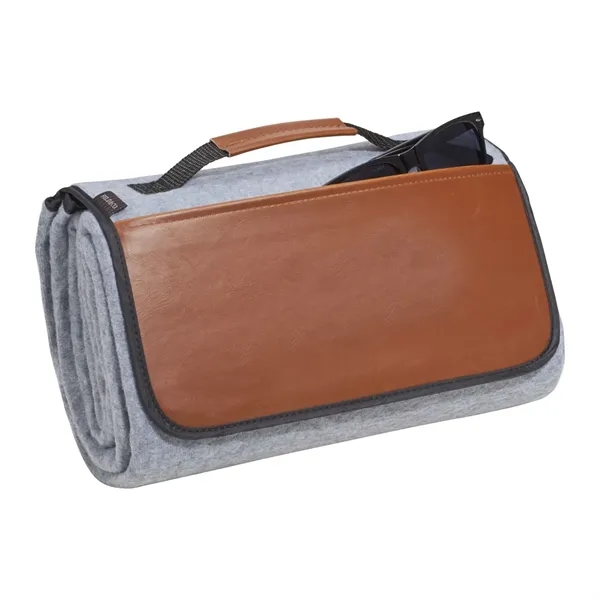 Field & Co.® Campster Picnic Blanket - Field & Co.® Campster Picnic Blanket - Image 10 of 13