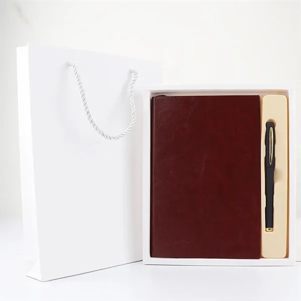 A5 Leather Notebook Pen Gift Set - A5 Leather Notebook Pen Gift Set - Image 1 of 2