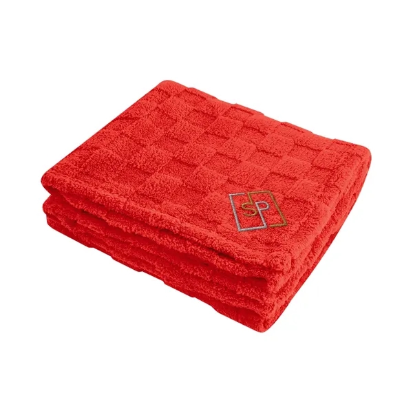 rPET Checkered Sherpa Blanket - rPET Checkered Sherpa Blanket - Image 9 of 10