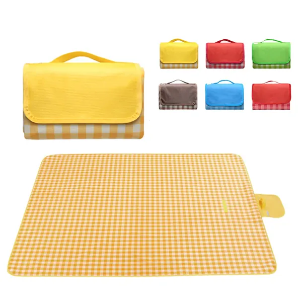 Fold Up Picnic Blanket - Fold Up Picnic Blanket - Image 0 of 2