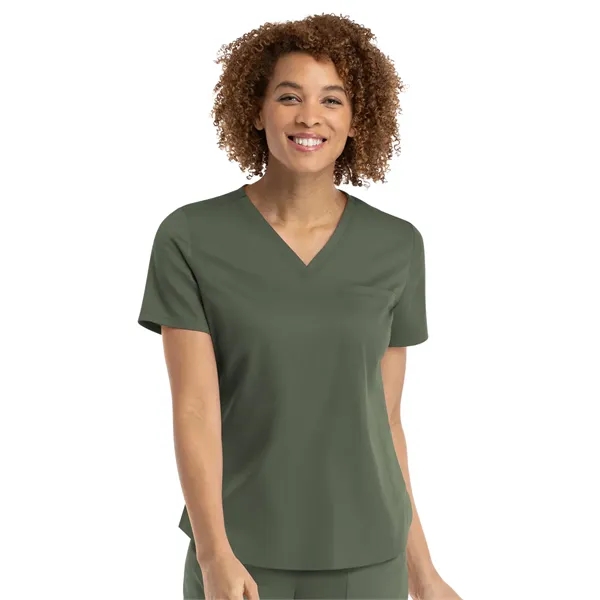 Maevn - Matrix - Women's One-Pocket V-Neck Tuck-In Top - Maevn - Matrix - Women's One-Pocket V-Neck Tuck-In Top - Image 2 of 4