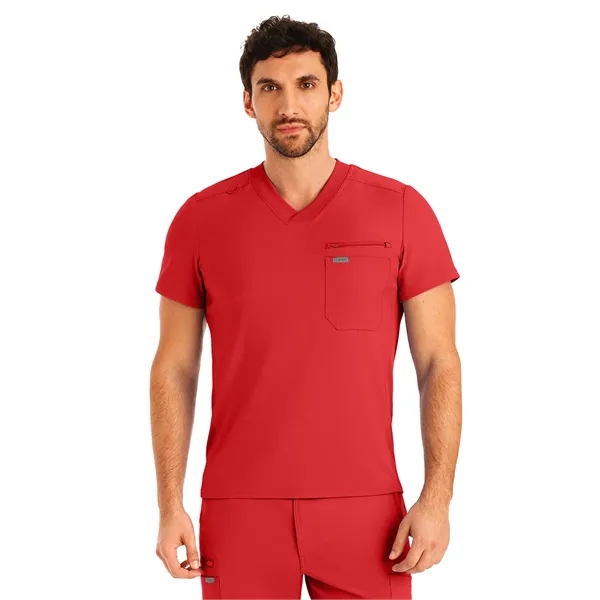 Landau - Forward - Men's Two-Pocket Tuckable V-Neck Top - Landau - Forward - Men's Two-Pocket Tuckable V-Neck Top - Image 18 of 26
