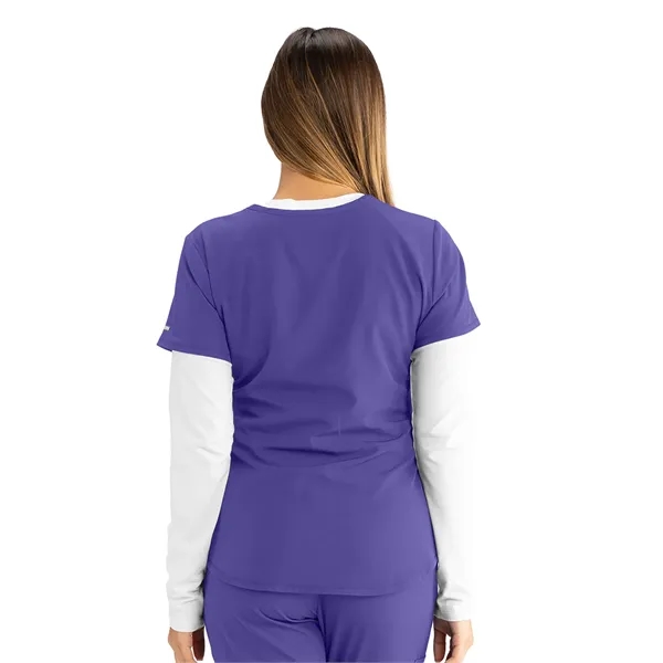 Barco - Skechers - Women's Three Pocket V-Neck Breeze Top - Barco - Skechers - Women's Three Pocket V-Neck Breeze Top - Image 18 of 35