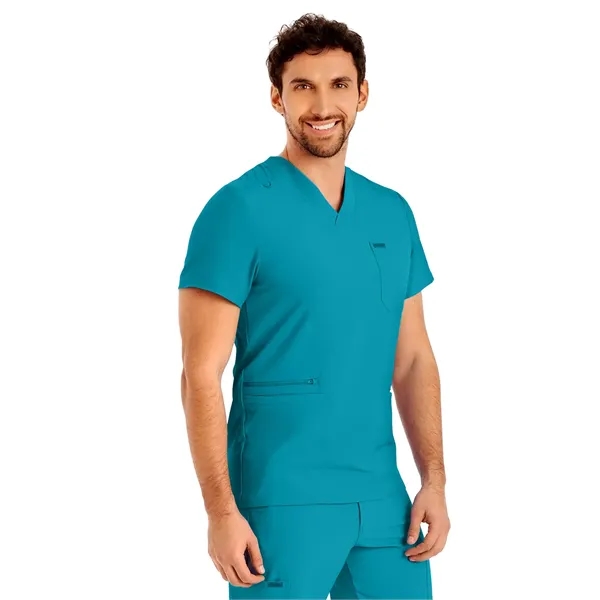Landau - Forward - Men's Four-Pocket Back Yoke V-Neck Top - Landau - Forward - Men's Four-Pocket Back Yoke V-Neck Top - Image 21 of 25