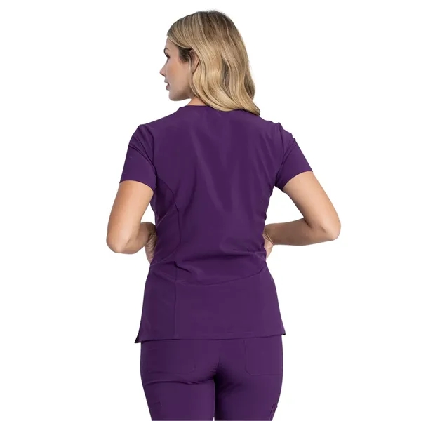 Dickies Medical - EDS Essentials - Women's V-Neck Top - Dickies Medical - EDS Essentials - Women's V-Neck Top - Image 6 of 31