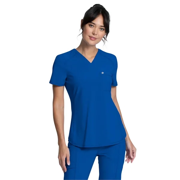 Infinity - Women's Left Chest Pocket Tuckable V-Neck Top - Infinity - Women's Left Chest Pocket Tuckable V-Neck Top - Image 11 of 15