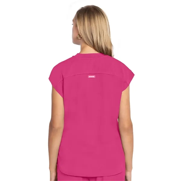 Med Couture - MC AMP - Women's 2-Pocket Tuckable Top - Med Couture - MC AMP - Women's 2-Pocket Tuckable Top - Image 18 of 29