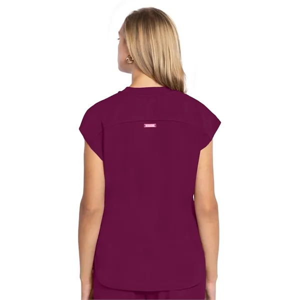 Med Couture - MC AMP - Women's 2-Pocket Tuckable Top - Med Couture - MC AMP - Women's 2-Pocket Tuckable Top - Image 28 of 29