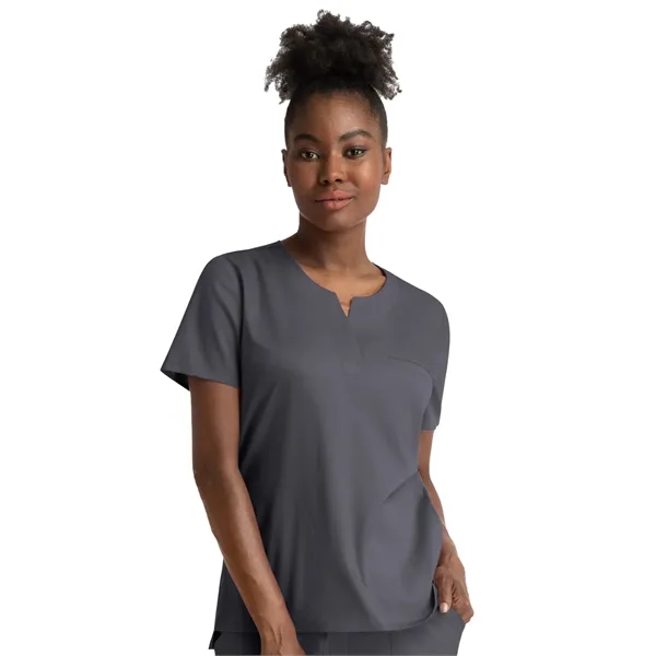 Maevn - Matrix - Women's Three-Pocket Notched Crew Neck Top - Maevn - Matrix - Women's Three-Pocket Notched Crew Neck Top - Image 7 of 7